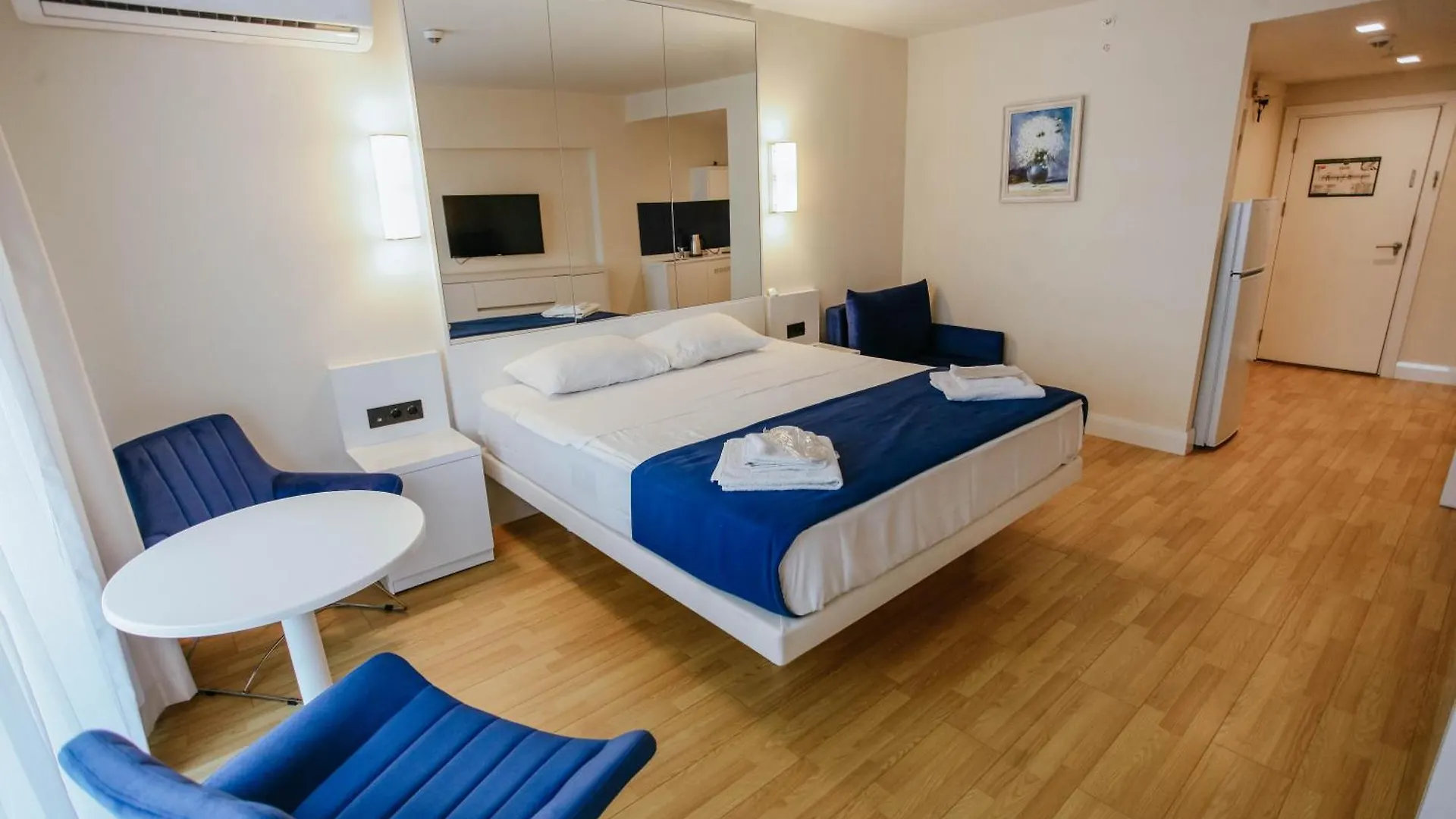 Orbi City Panorama Sea View Aparthotel Batumi