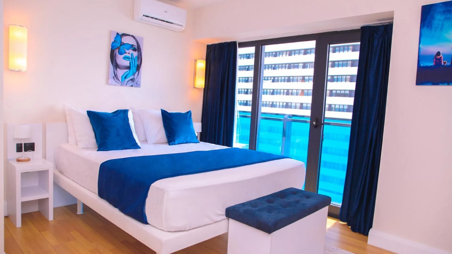 Orbi City Panorama Sea View Aparthotel Batumi 5*,  Georgia