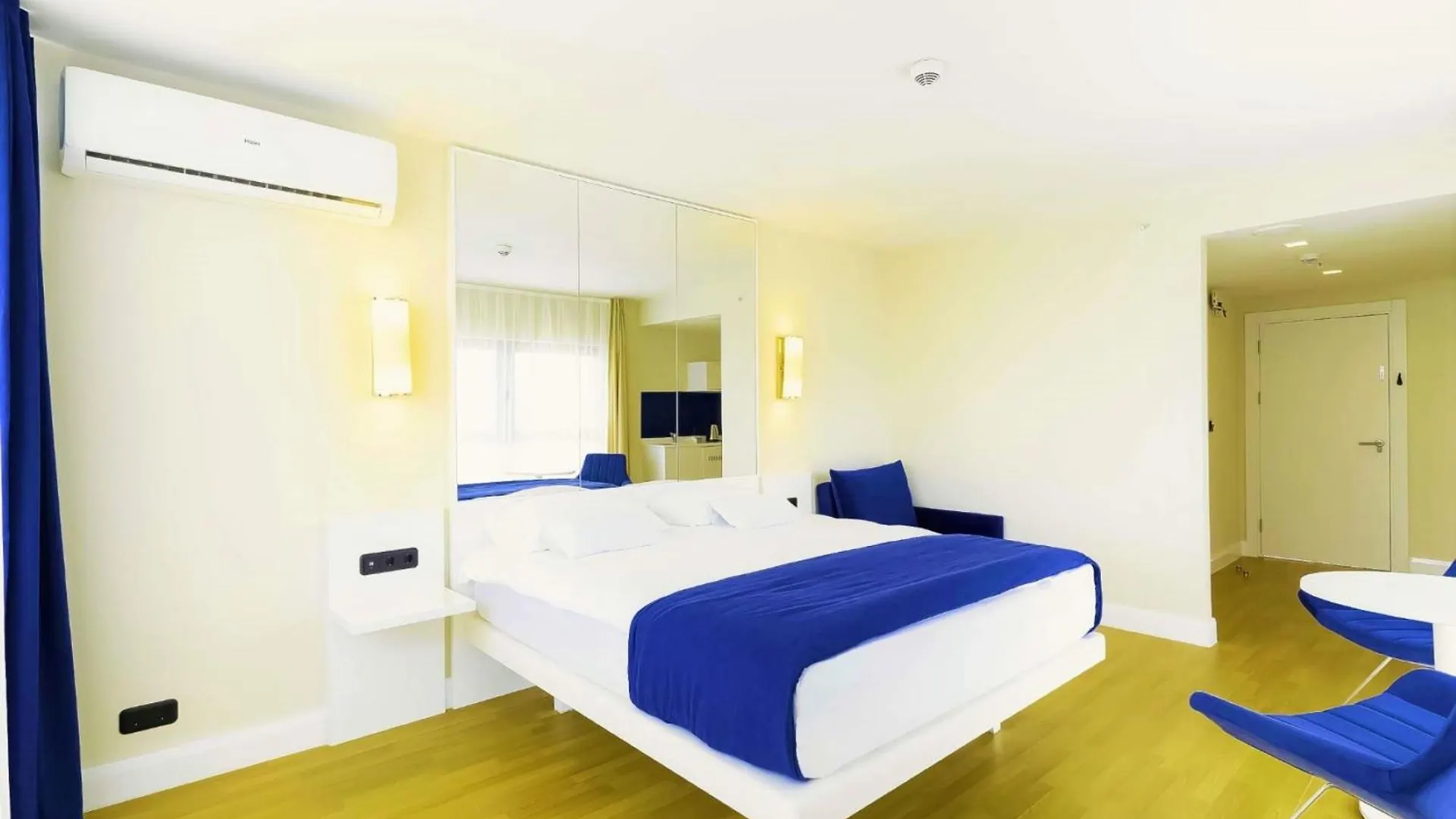 Orbi City Panorama Sea View Aparthotel Batumi