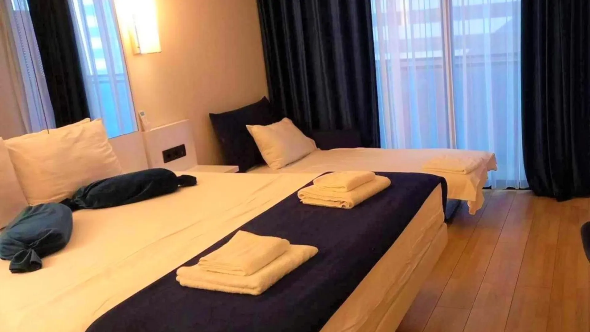 Orbi City Panorama Sea View Aparthotel Batumi