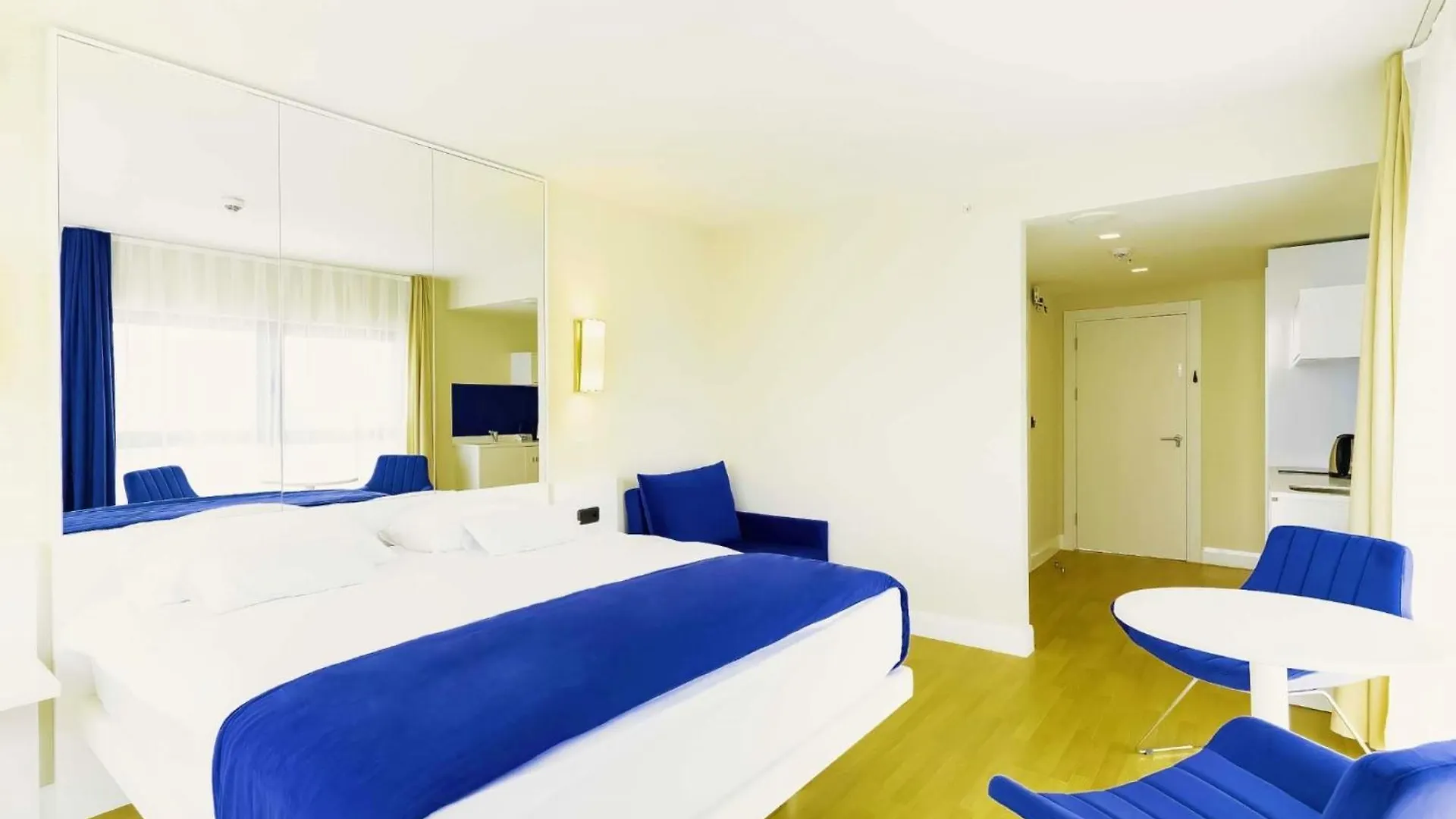Orbi City Panorama Sea View Aparthotel Batumi Georgia