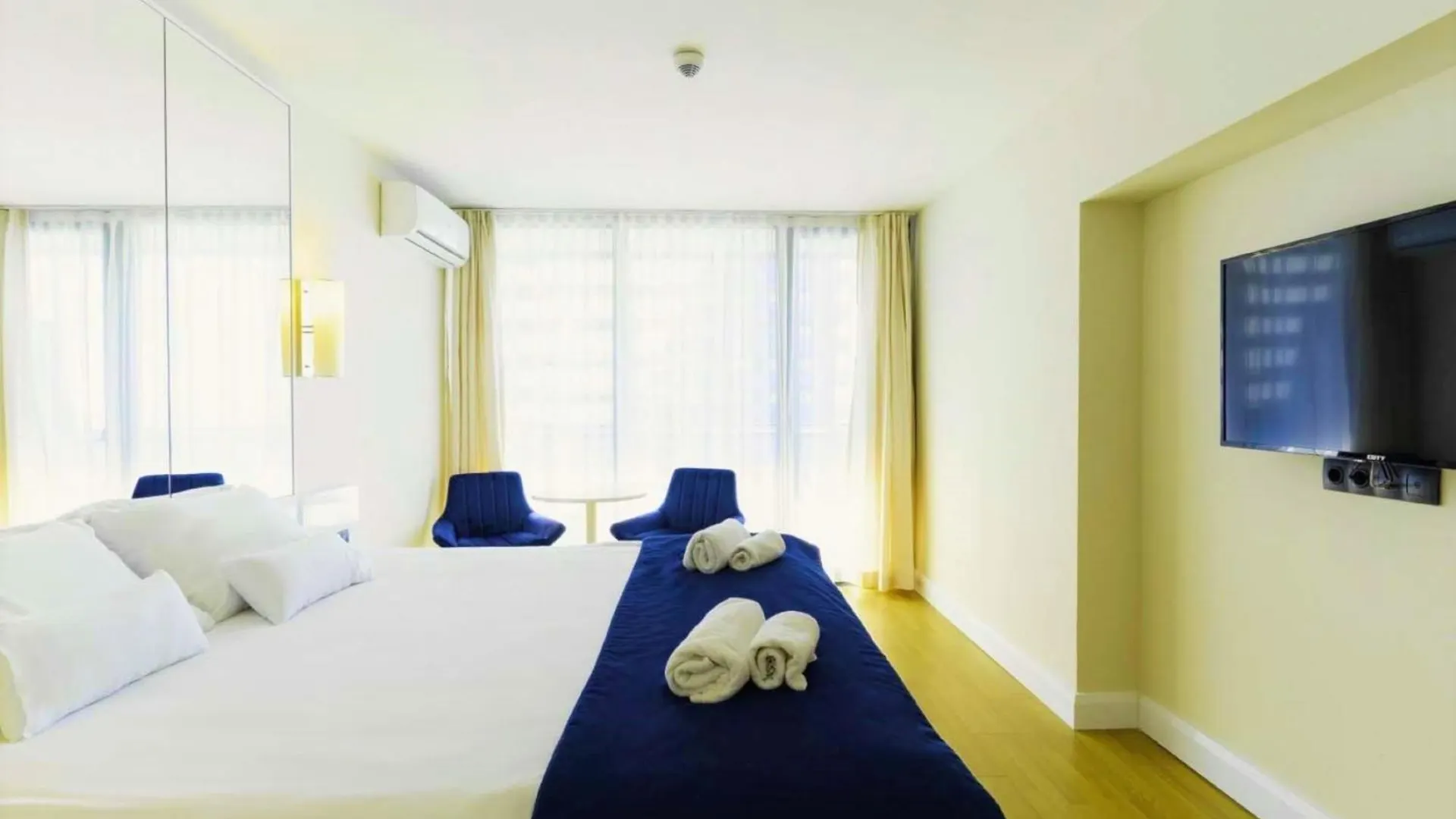 *****  Orbi City Panorama Sea View Aparthotel Batumi Georgia