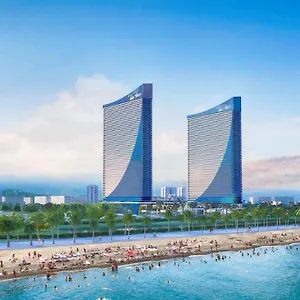 Orbi Center ***** Batumi